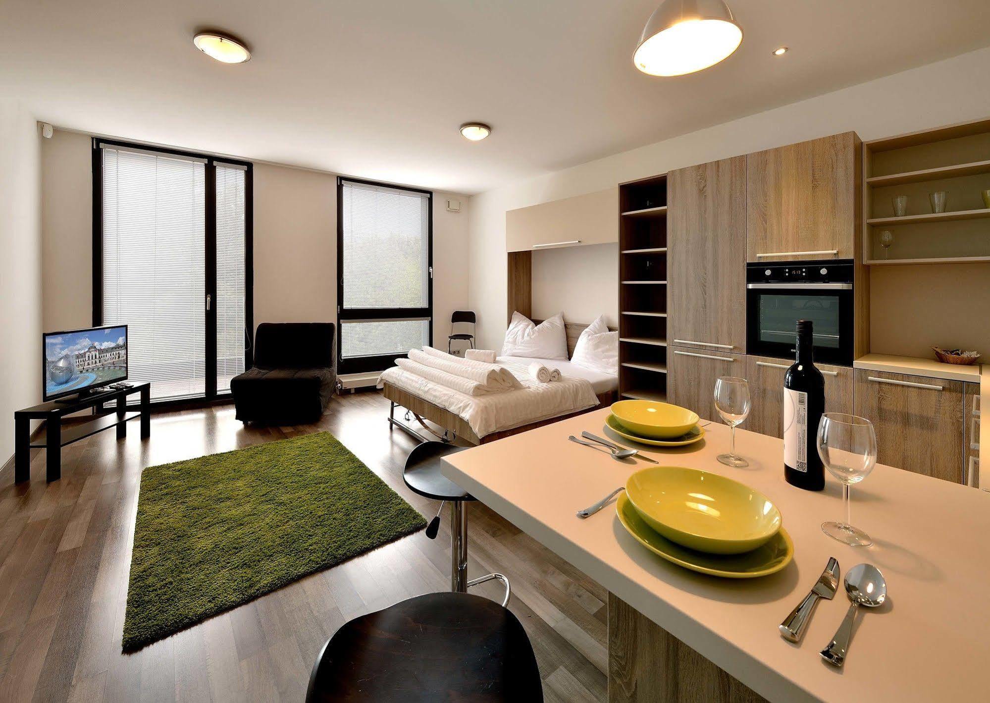 Ambiente Serviced Apartments - Dunajska Bratislava Exterior foto